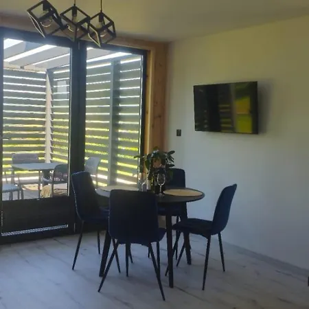 Fields - Na Dzikiej Lace 4 Rychwald