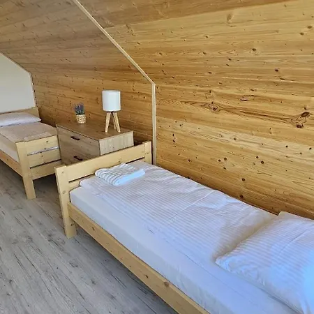 Apartman Fields - Na Dzikiej Lace 4 *